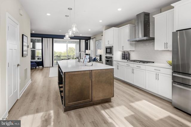 6707 GREENLEIGH AVE, Middle River, MD 21220