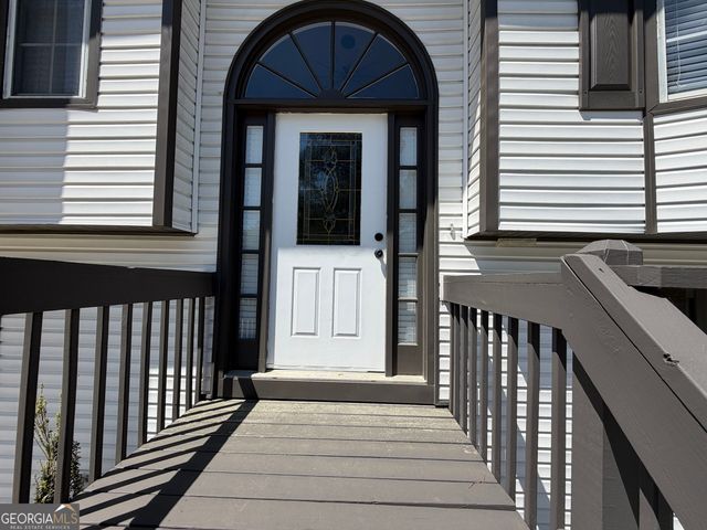 934 Bay Ridge Drive, Lawrenceville, GA 30045