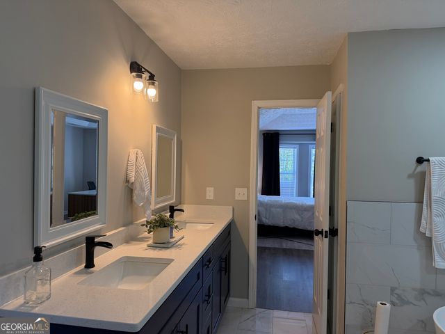 934 Bay Ridge Drive, Lawrenceville, GA 30045
