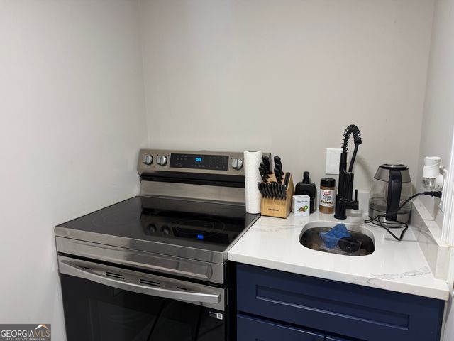 934 Bay Ridge Drive, Lawrenceville, GA 30045