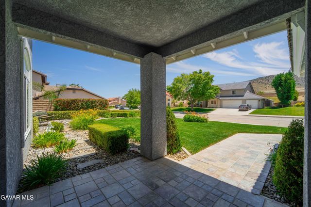 7305 Dana Drive, Palmdale, CA 93551