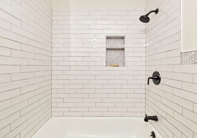 4003 SW 30th Street, Des Moines, IA 50321