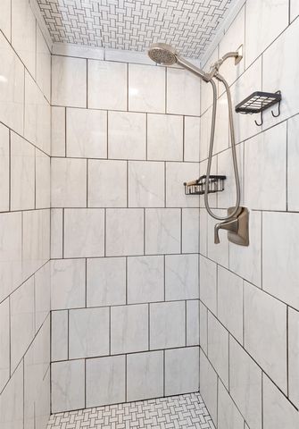 4003 SW 30th Street, Des Moines, IA 50321