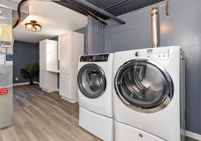 4003 SW 30th Street, Des Moines, IA 50321