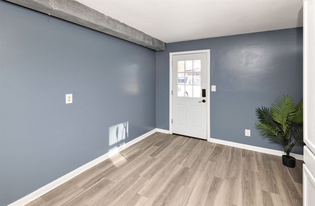 4003 SW 30th Street, Des Moines, IA 50321