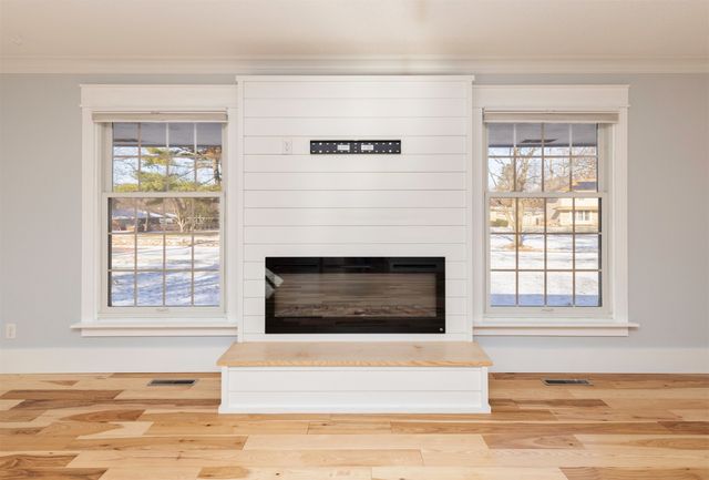 4003 SW 30th Street, Des Moines, IA 50321