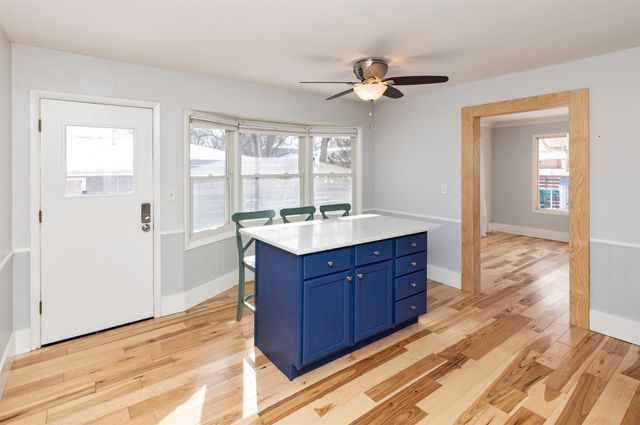 4003 SW 30th Street, Des Moines, IA 50321