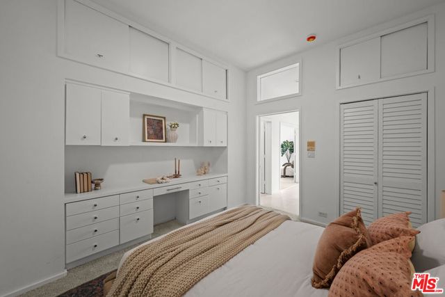 6969 Woodrow Wilson Drive, Los Angeles, CA 90068