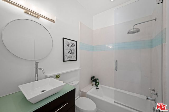 6969 Woodrow Wilson Drive, Los Angeles, CA 90068