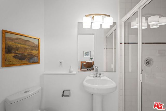 6969 Woodrow Wilson Drive, Los Angeles, CA 90068