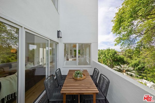 6969 Woodrow Wilson Drive, Los Angeles, CA 90068