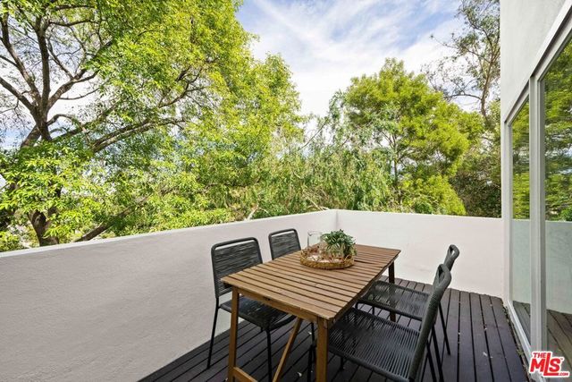 6969 Woodrow Wilson Drive, Los Angeles, CA 90068