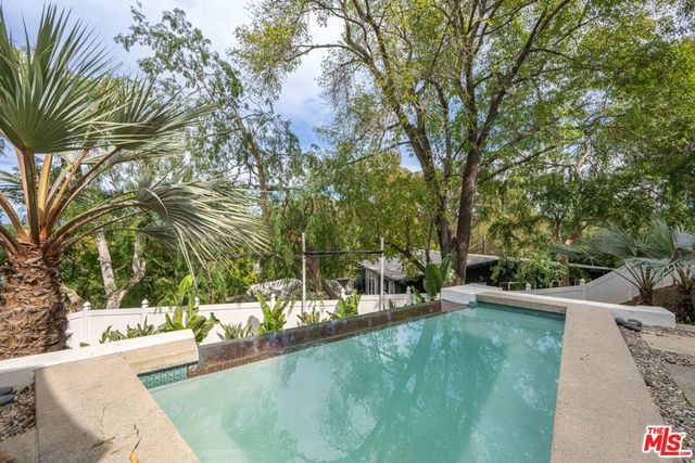 6969 Woodrow Wilson Drive, Los Angeles, CA 90068
