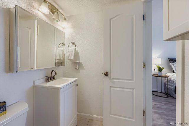 1648 S Cole Street B7, Lakewood, CO 80228