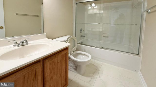 7560 E PLATEAU DR, Hanover, MD 21076