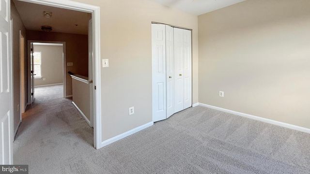 7560 E PLATEAU DR, Hanover, MD 21076