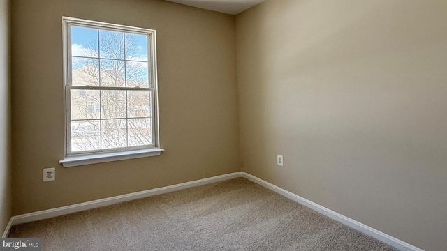 7560 E PLATEAU DR, Hanover, MD 21076