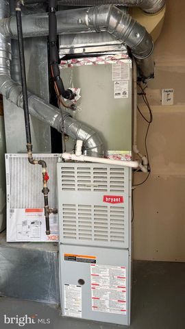 7560 E PLATEAU DR, Hanover, MD 21076