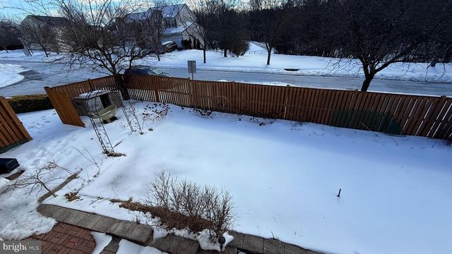 7560 E PLATEAU DR, Hanover, MD 21076