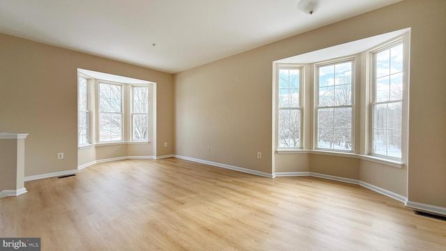 7560 E PLATEAU DR, Hanover, MD 21076