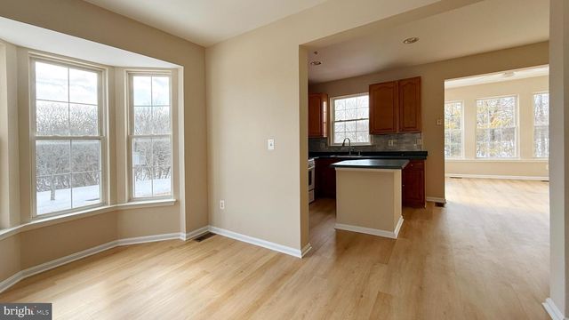 7560 E PLATEAU DR, Hanover, MD 21076