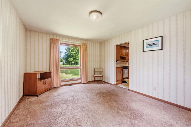 4092 Saratoga Avenue, Comstock Twp, MI 49048