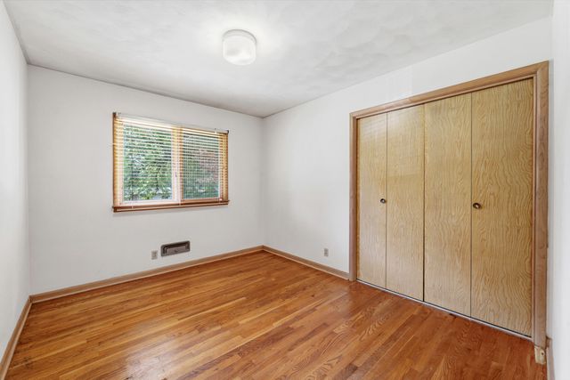 4092 Saratoga Avenue, Comstock Twp, MI 49048