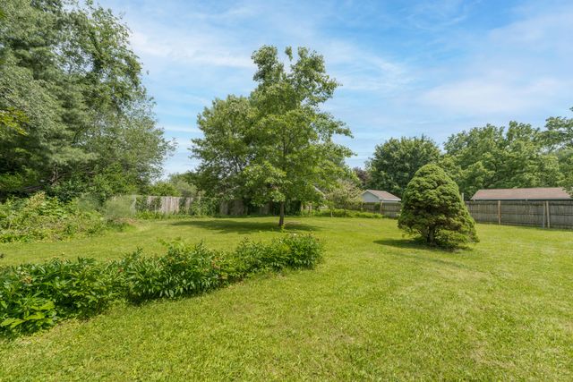 4092 Saratoga Avenue, Comstock Twp, MI 49048