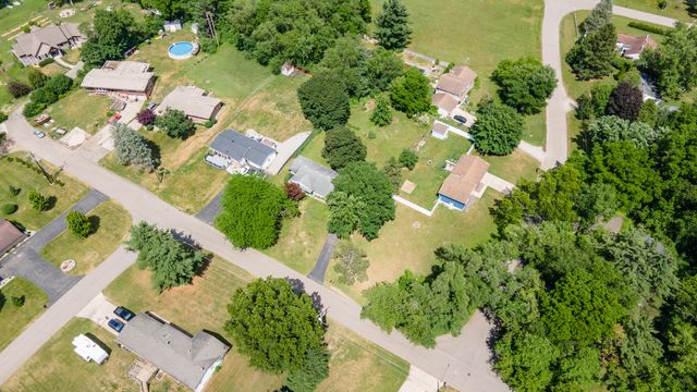 4092 Saratoga Avenue, Comstock Twp, MI 49048