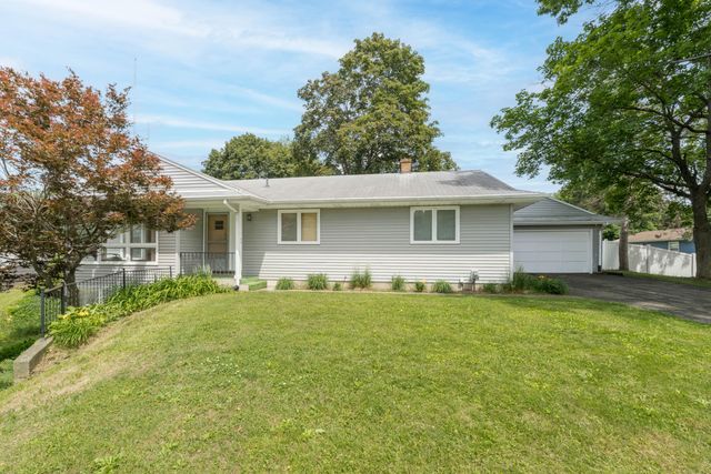 4092 Saratoga Avenue, Comstock Twp, MI 49048