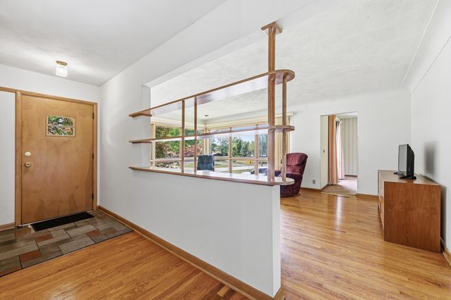 4092 Saratoga Avenue, Comstock Twp, MI 49048