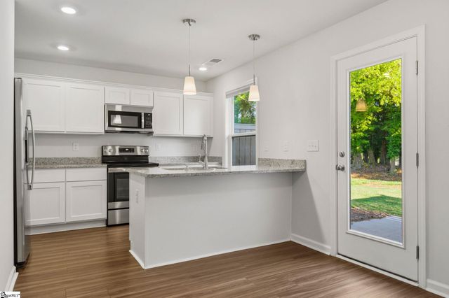 644 Blossom Run, Spartanburg, SC 29307