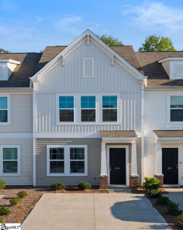 644 Blossom Run, Spartanburg, SC 29307