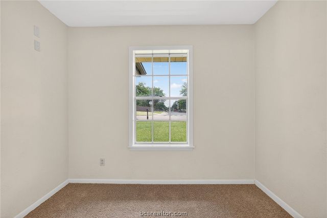 4502 Old Hearne Road, Bryan, TX 77803