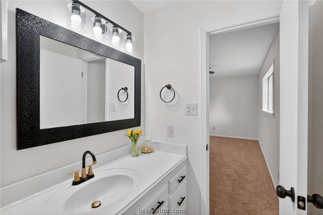 4502 Old Hearne Road, Bryan, TX 77803