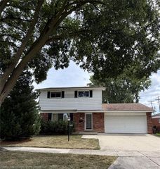 31648 Edgeworth Drive, Madison Heights, MI 48071
