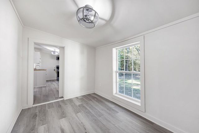 24 E Iron Belt Road, Cartersville, GA 30120
