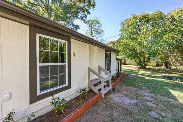 24 E Iron Belt Road, Cartersville, GA 30120