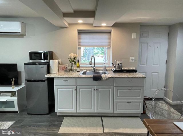 3616 OVAL DR #UNIT A, Alexandria, VA 22305