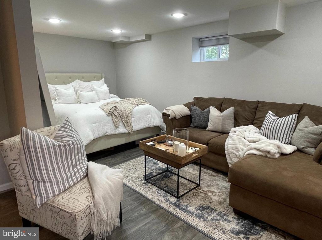 3616 OVAL DR #UNIT A, Alexandria, VA 22305