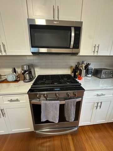 354 Harvard St 1, Cambridge, MA 02138