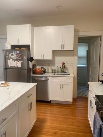 354 Harvard St 1, Cambridge, MA 02138