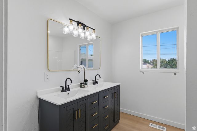 4330 W 5570 S, Kearns, UT 84118