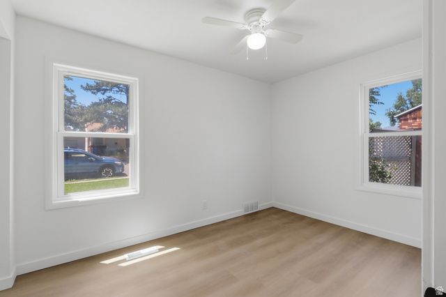 4330 W 5570 S, Kearns, UT 84118