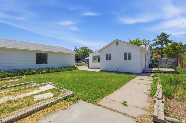 4330 W 5570 S, Kearns, UT 84118