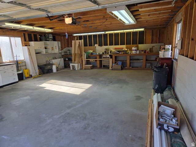 4330 W 5570 S, Kearns, UT 84118