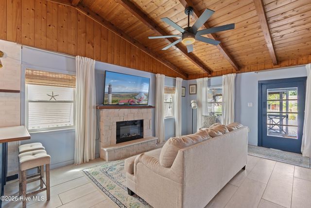 318 NE 58th Street, Oak Island, NC 28465