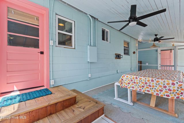 318 NE 58th Street, Oak Island, NC 28465