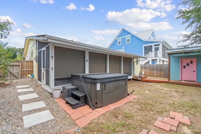 318 NE 58th Street, Oak Island, NC 28465
