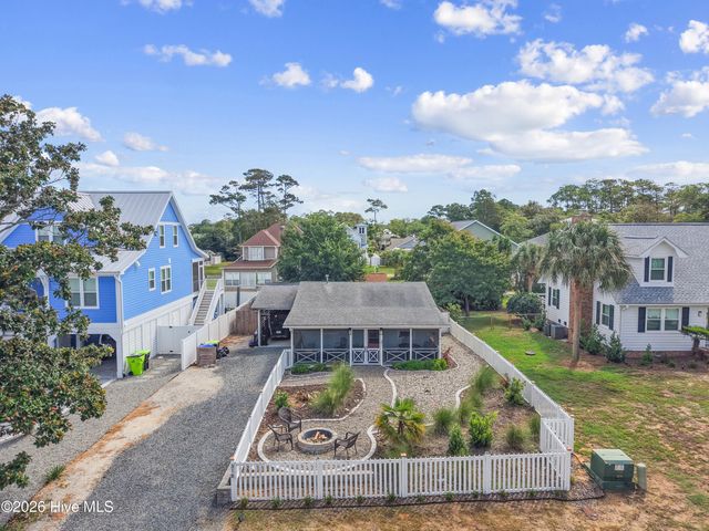 318 NE 58th Street, Oak Island, NC 28465